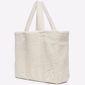 Peloton Oversized Sherpa Tote Bag in Ivory XLarge NWT!